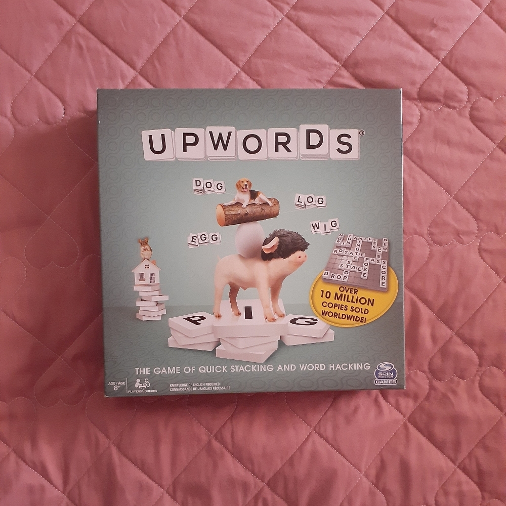 🎉S-HP🎉 *NWT* UPWORDS Game